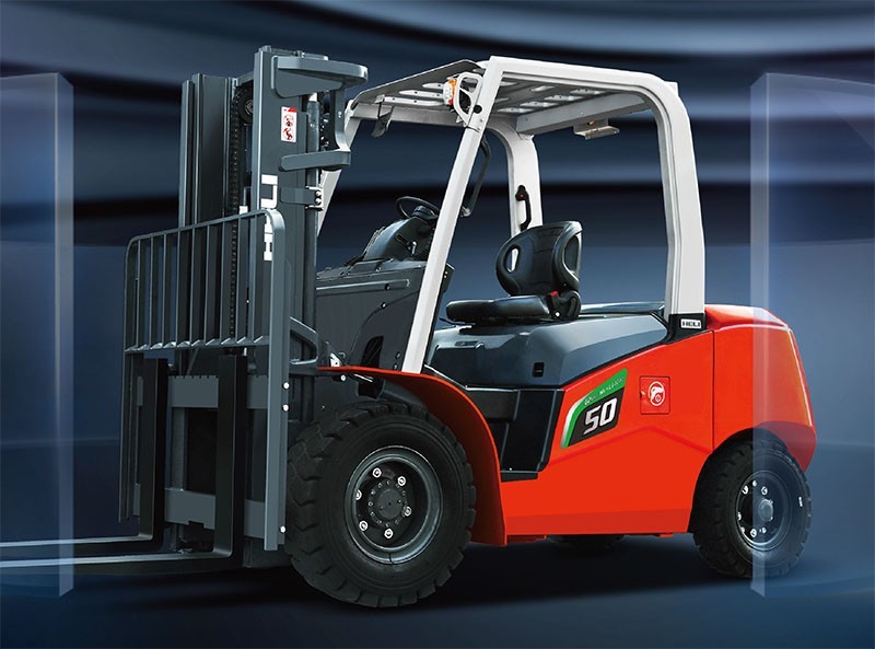 De CPD 4.0 - 5.0 ton lithium heftrucks uit de G2 serie van Heli heftrucks is multi inzetbaar en helpt u veiliger en efficiënter te werken.